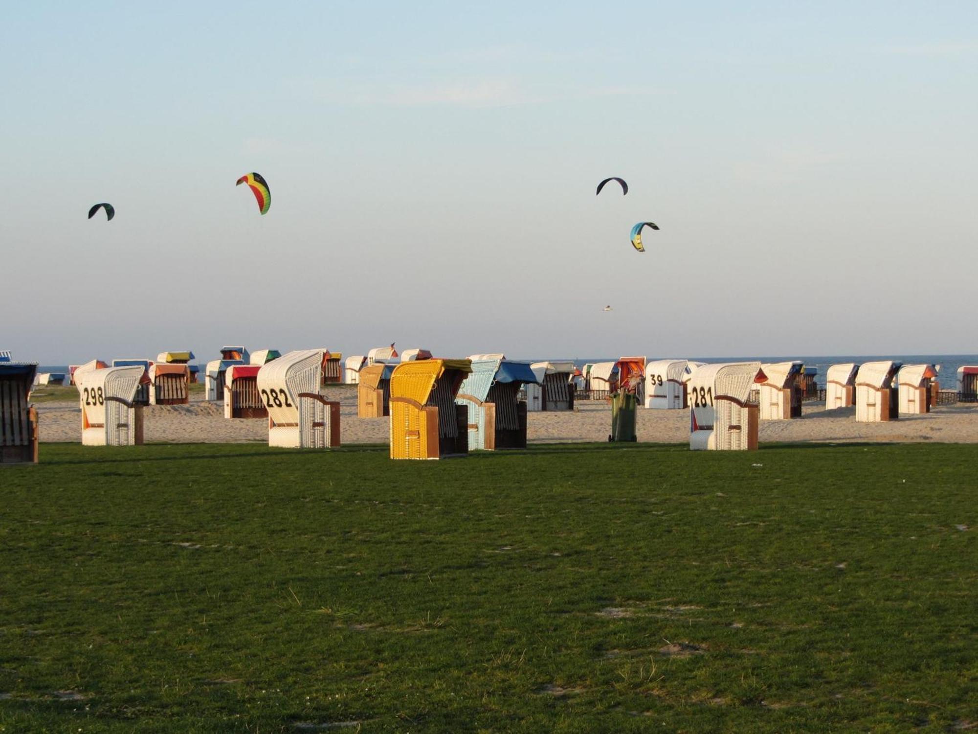 Ferienwohnungen Meer-Schillig Exterior foto